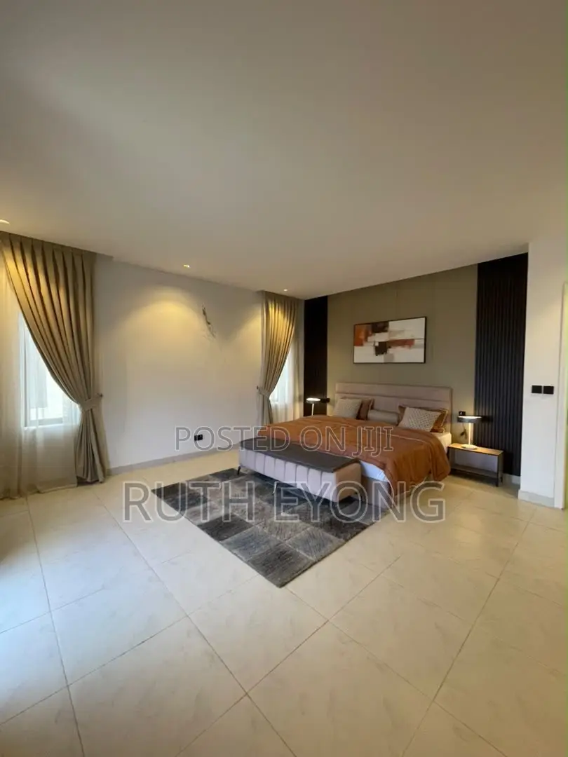 4bdrm Duplex in Lekkid Phase 1 Lagos for sale in Lekki Phase 1