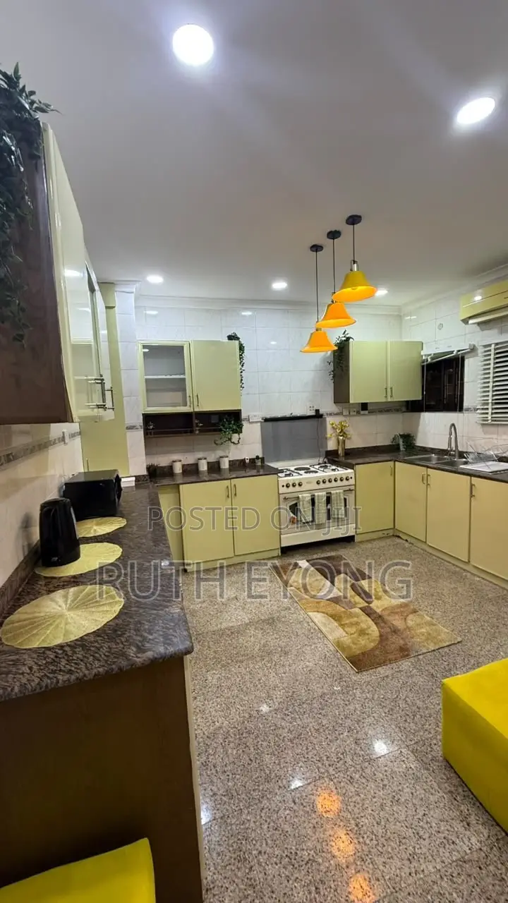 Furnished 3bdrm Apartment in Lekki Phase 1 for rent in Lekki Phase 1