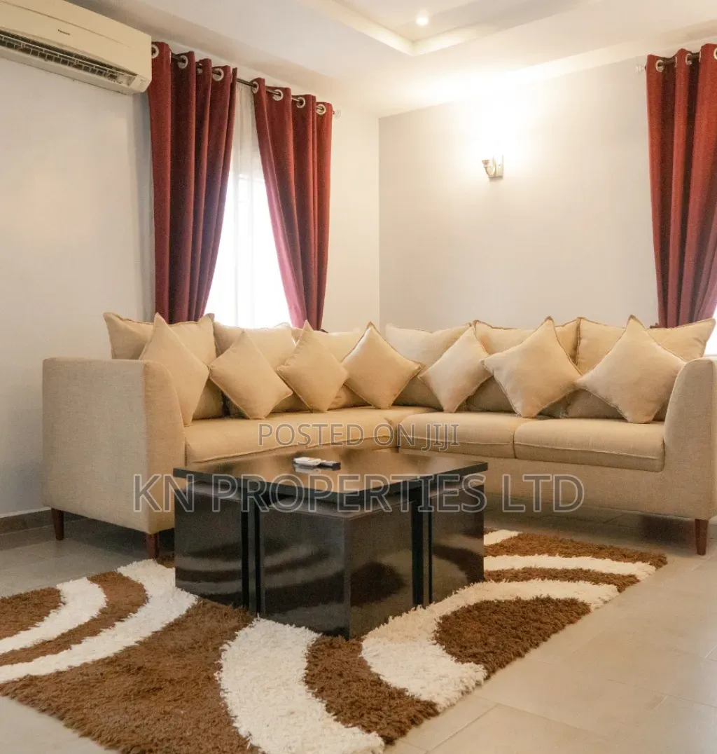 Furnished 4bdrm Apartment in Kado for rent in Kado