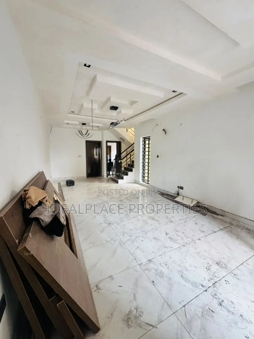 4bdrm Duplex in Ogba for sale in Ogba