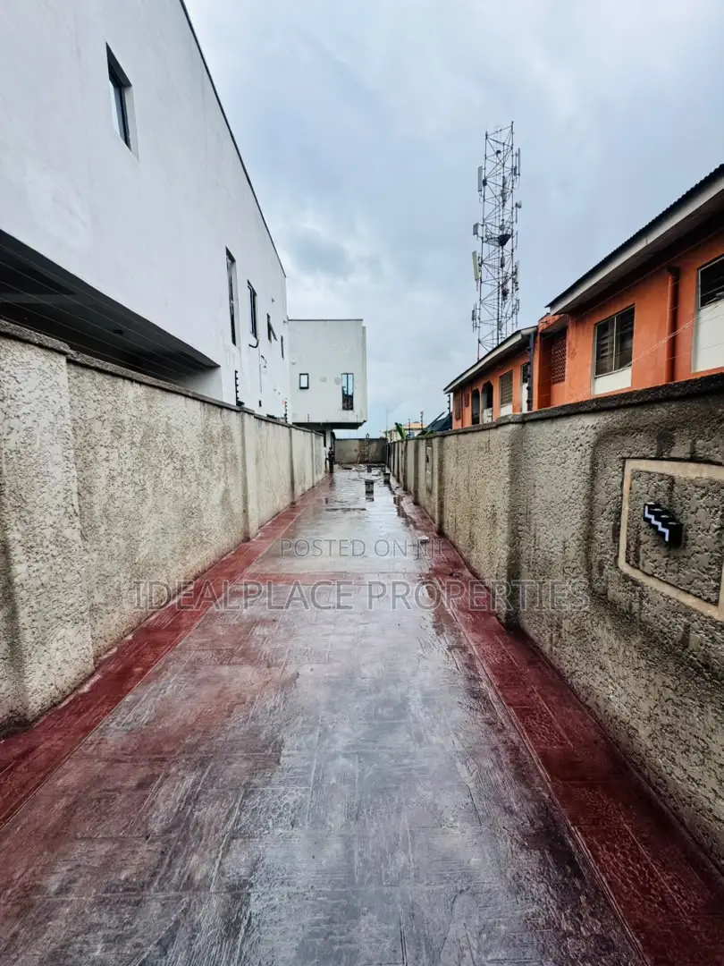 4bdrm Duplex in Ogba for sale in Ogba
