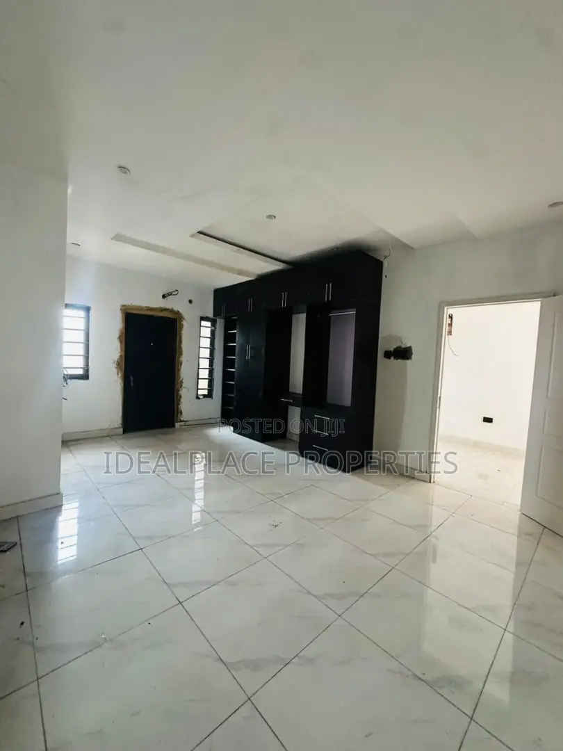 4bdrm Duplex in Ogudu GRA for sale in Ogudu GRA