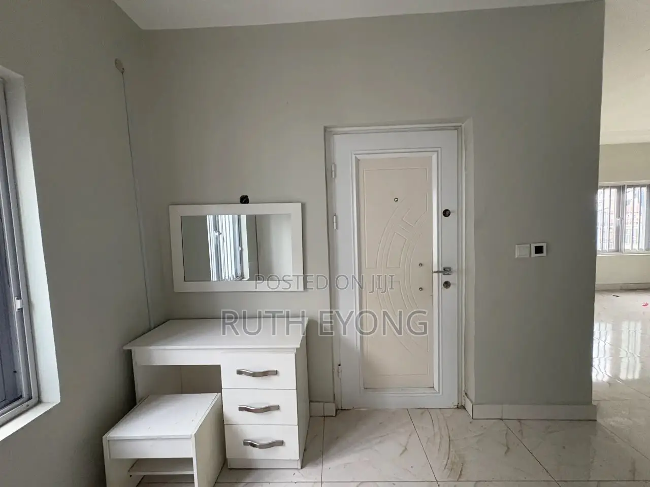 4bdrm House in Lafiaji, Orchid Road, Lekki Phase 1 for rent in Lekki Phase 1