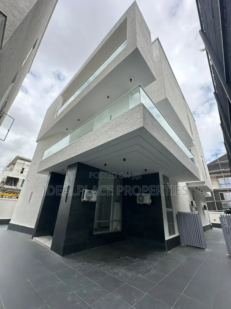 6bdrm Duplex in Banana Island for sale in Banana Island