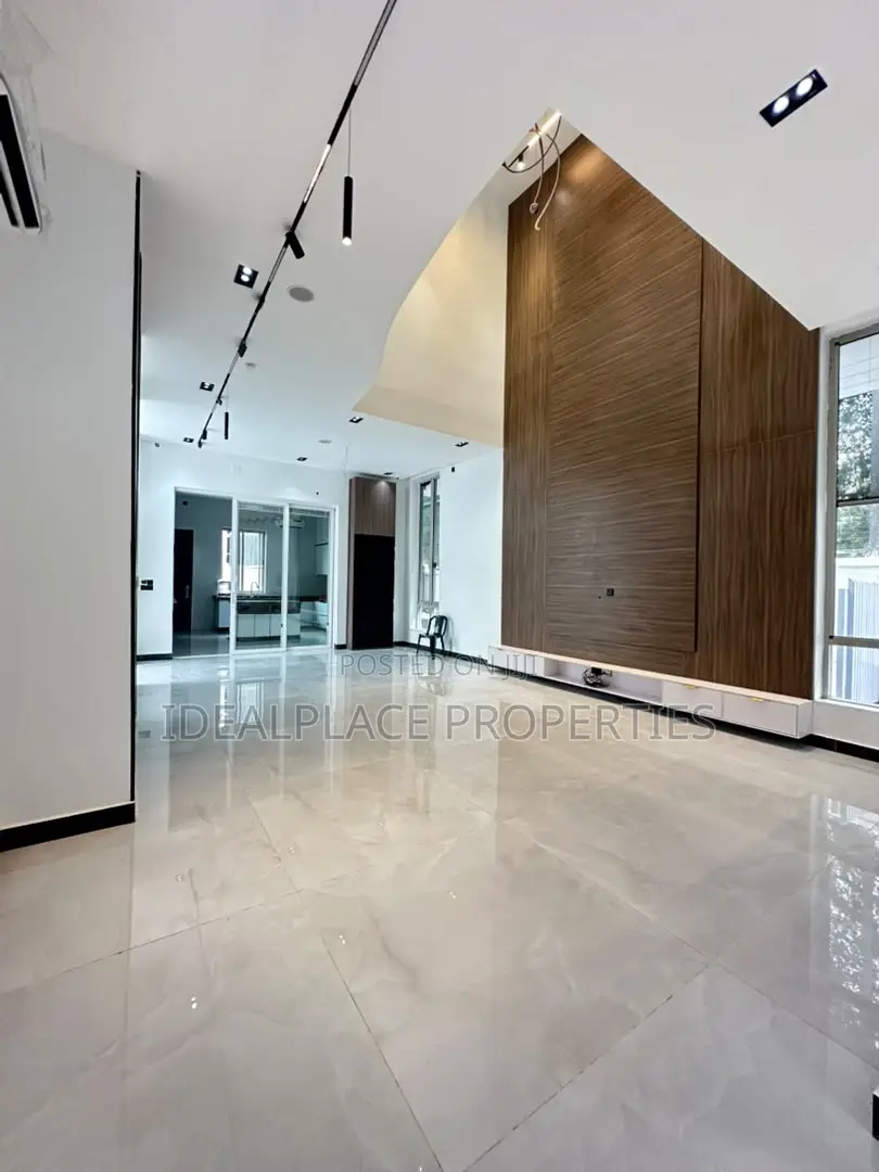 6bdrm Duplex in Banana Island for sale in Banana Island
