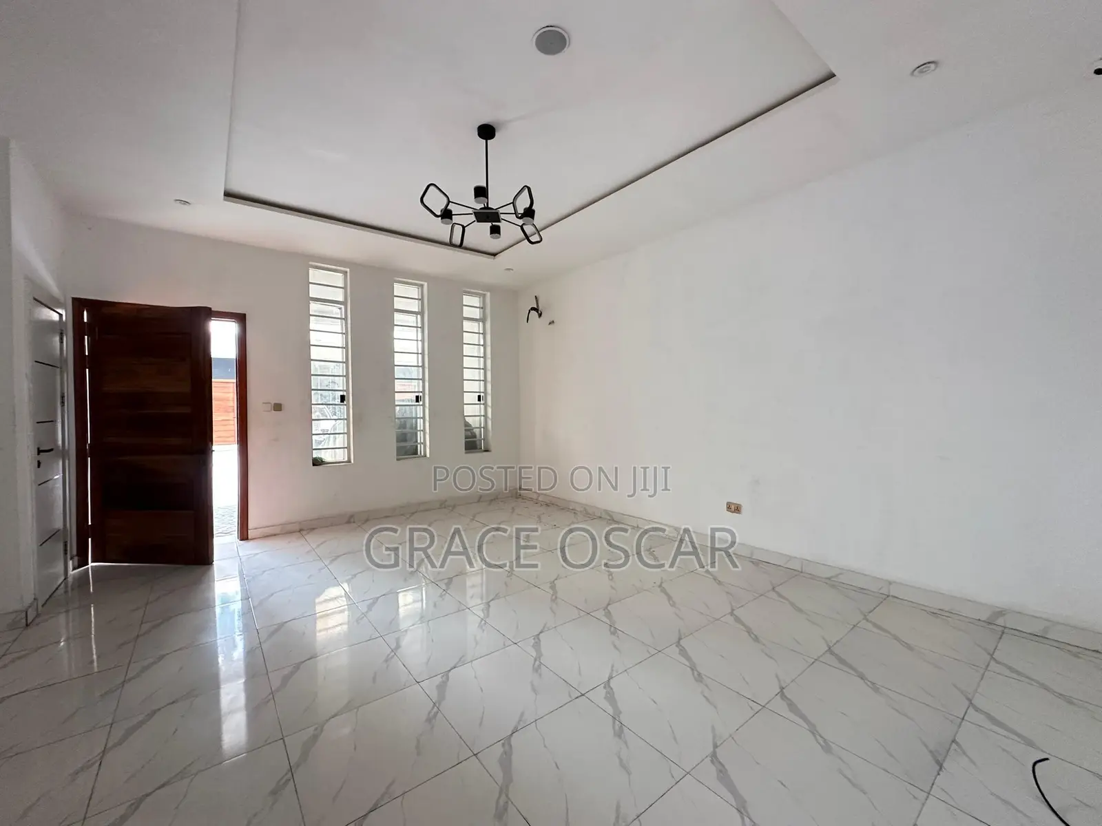 4bdrm Duplex in Ikota for rent in Ikota