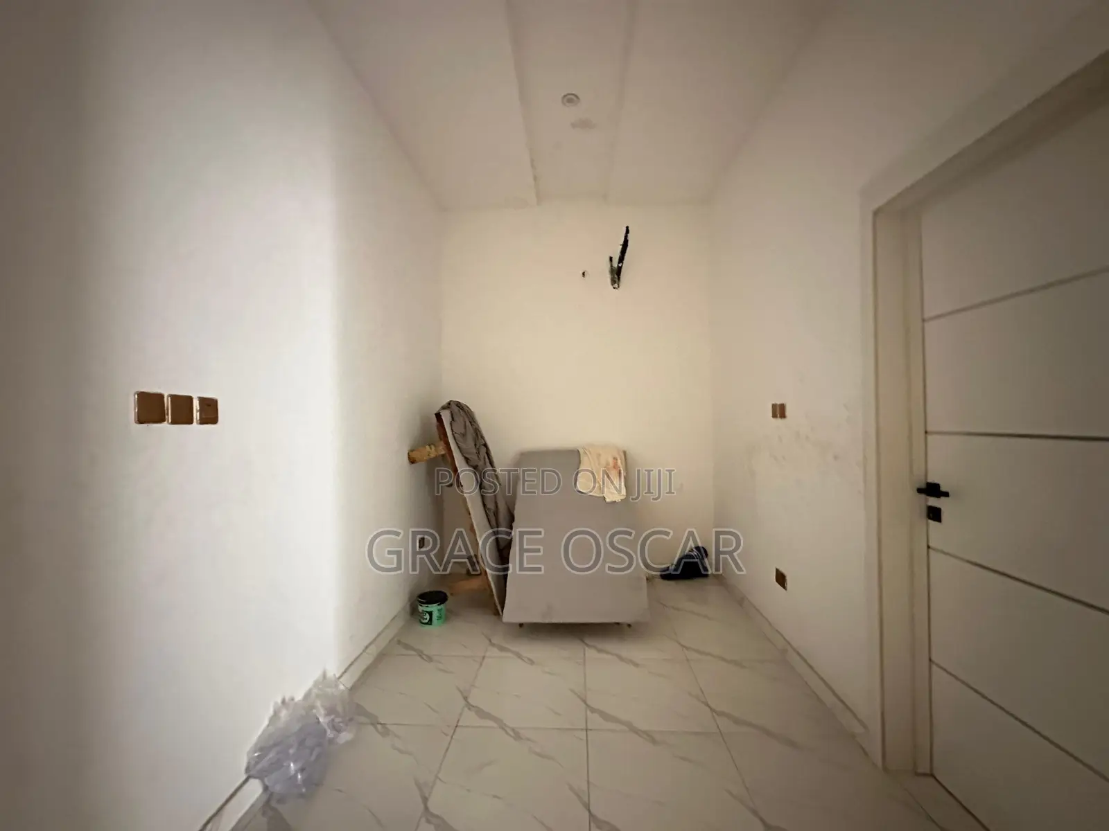 4bdrm Duplex in Ikota for rent in Ikota