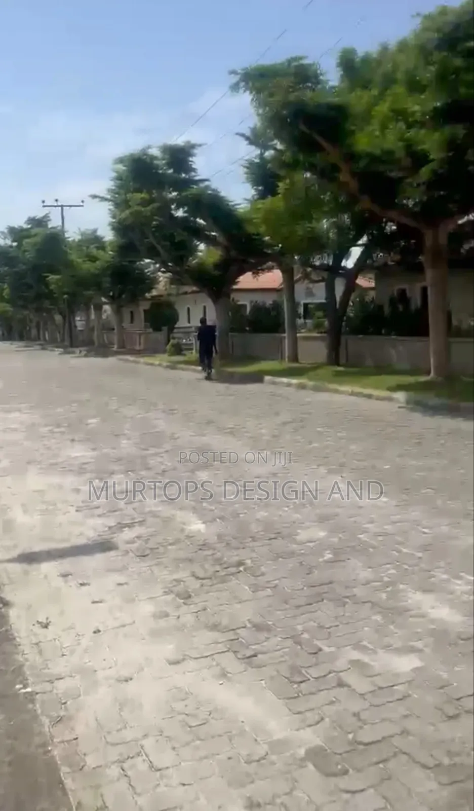 Plot of Land 920sqm With Governor Concent in an Esta. Monastery Rd in Sangotedo