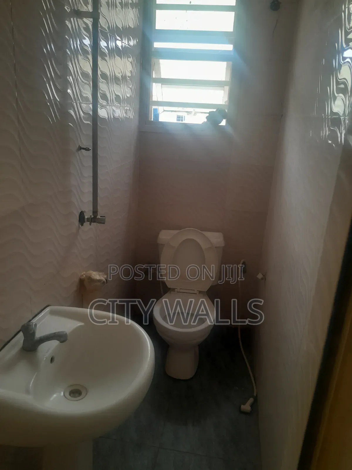 2bdrm Block of Flats in L&K Estate, Ado / Ajah for rent in Ado / Ajah