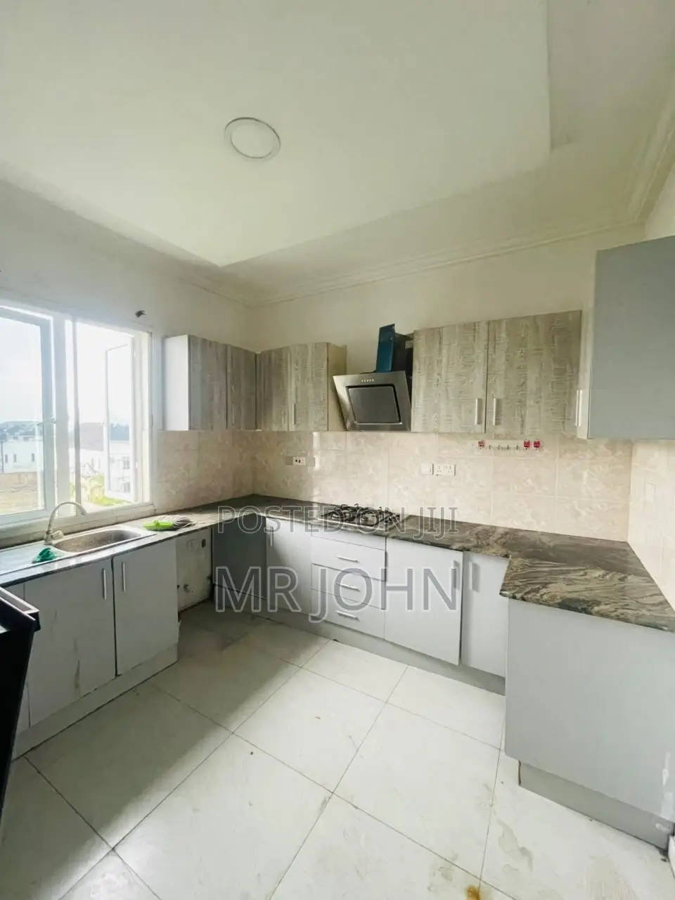 3bdrm Apartment in 2Nd Toll Gate Owo Pr, Lekki for rent in Lekki