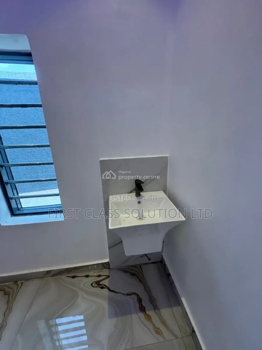 Furnished 4bdrm Duplex in Enugu State for sale in Enugu State