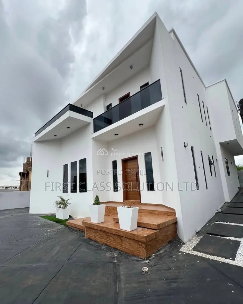 Furnished 4bdrm Duplex in Enugu State for sale in Enugu State