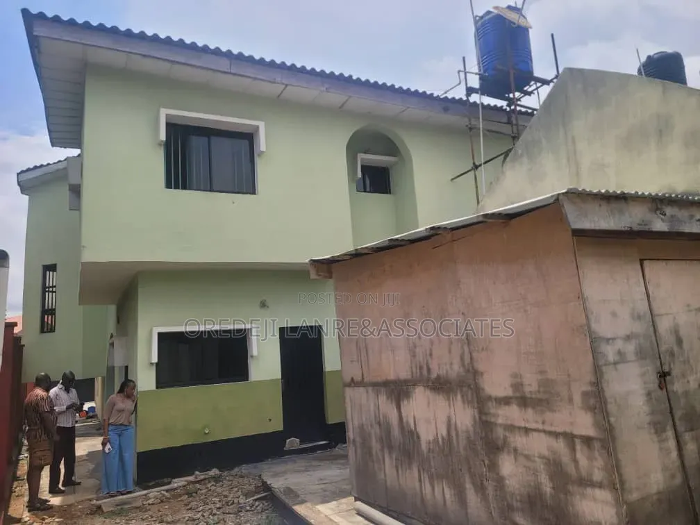 Uncommon 950sqm Sellable Half Way at Magodo Ph2 Estate 3m /SQM in GRA Phase 2 Shangisha