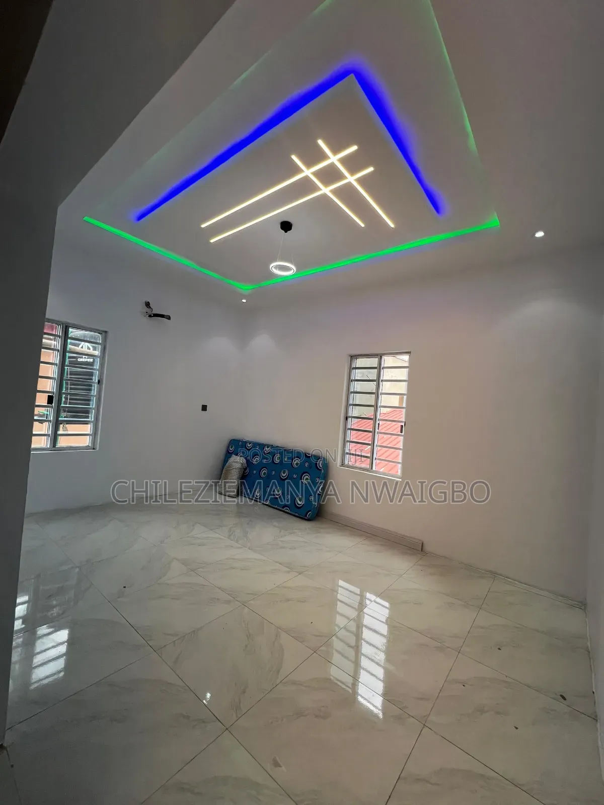 8bdrm Block of Flats in Ebute for sale in Ebute