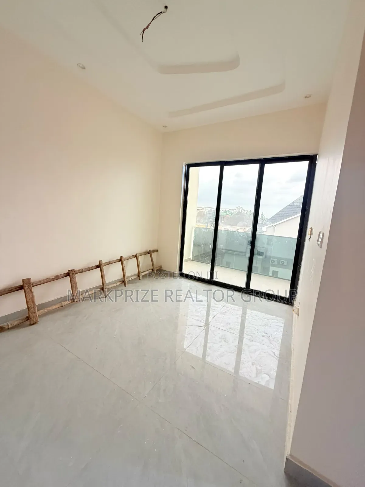 5bdrm Duplex in Ikeja Gra Lagos for rent in Ikeja GRA