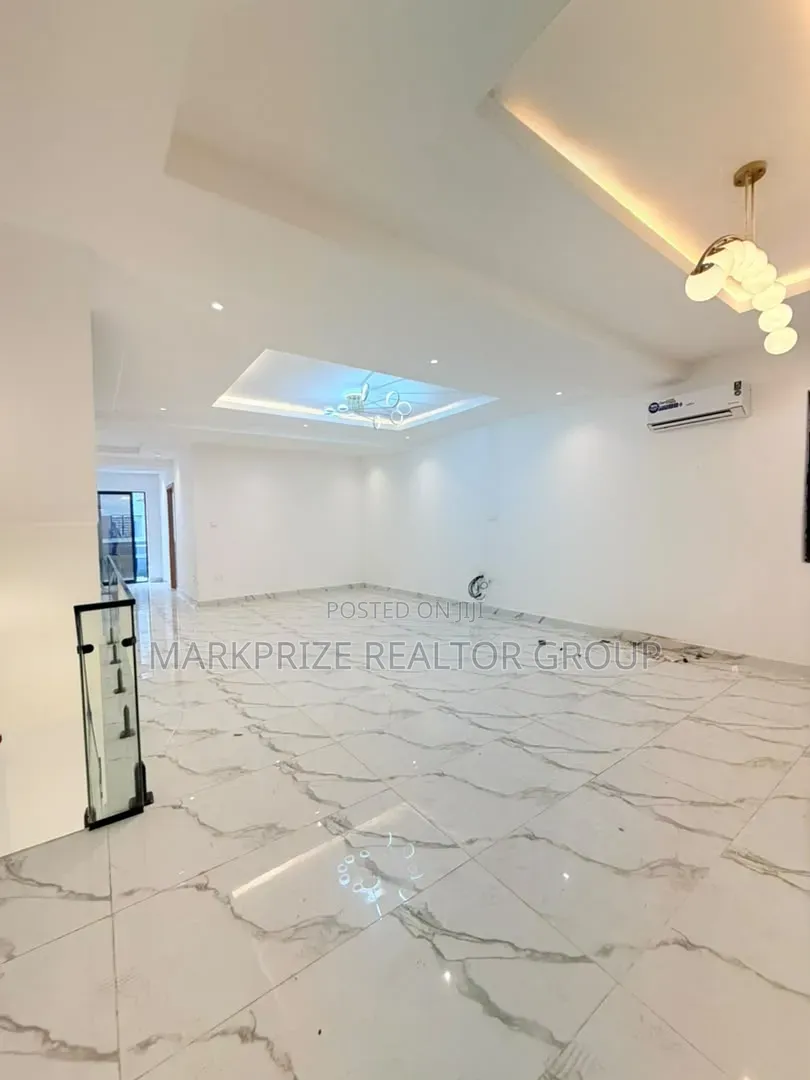 4bdrm Duplex in Ikeja Gra Lagos for rent in Ikeja GRA