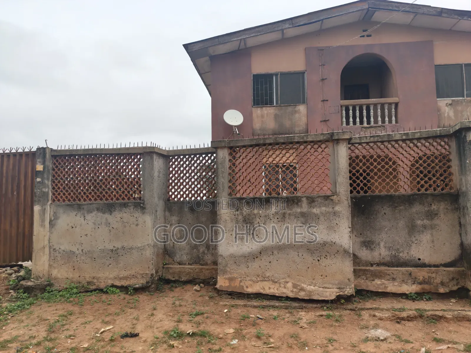 20bdrm Block of Flats in Delamo, Alakuko for sale in Alakuko