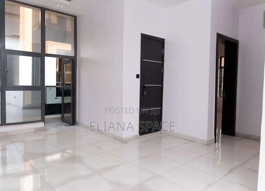 2bdrm Townhouse/Terrace in Lekki Scheme Ii for sale in Lekki Phase 2