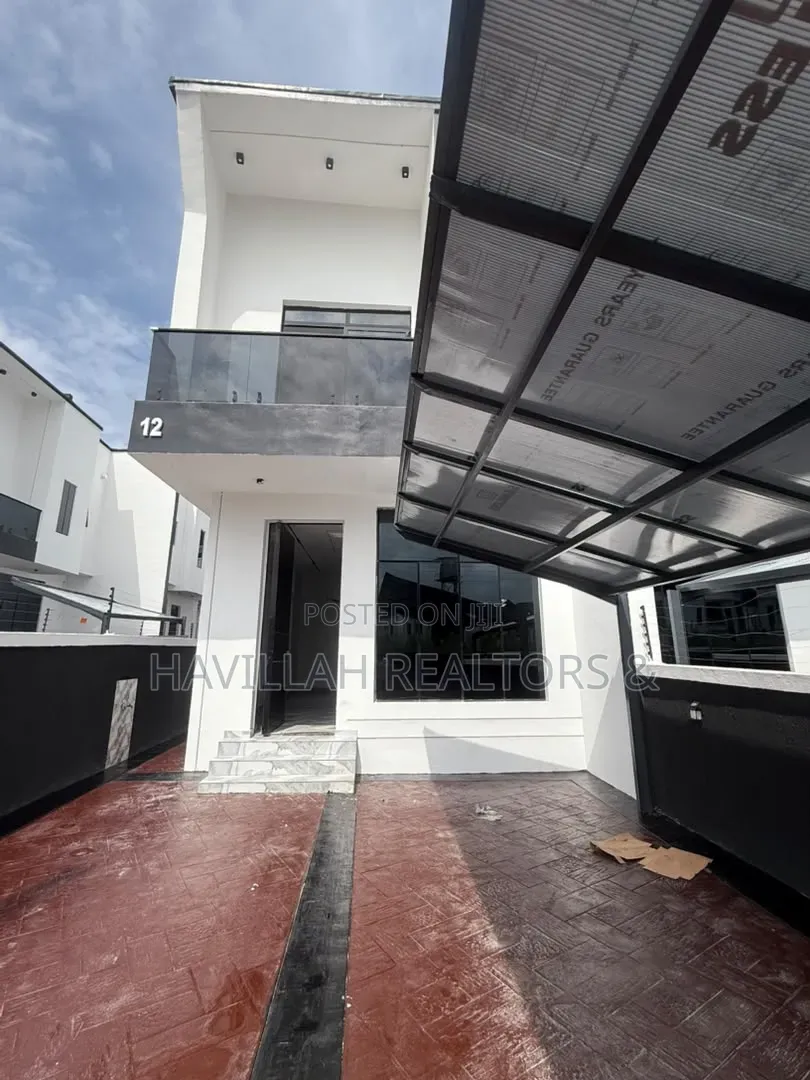 4bdrm Duplex in Orchid Road, Lekki for sale in Lekki Phase 1
