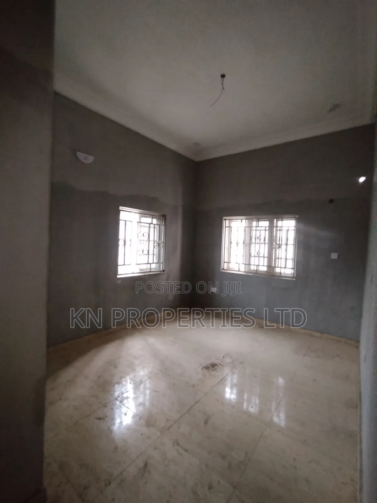 3bdrm Block of Flats in Durumi for sale in Durumi