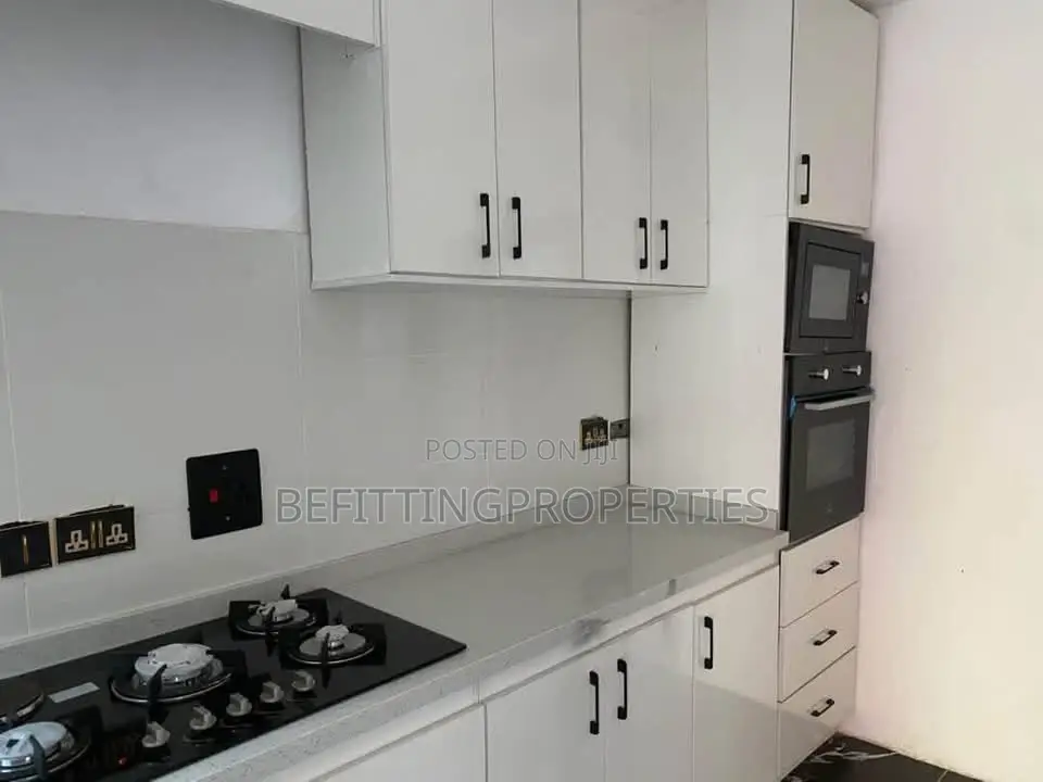 4bdrm Duplex in Lekki Phase 1 for sale in Lekki Phase 1