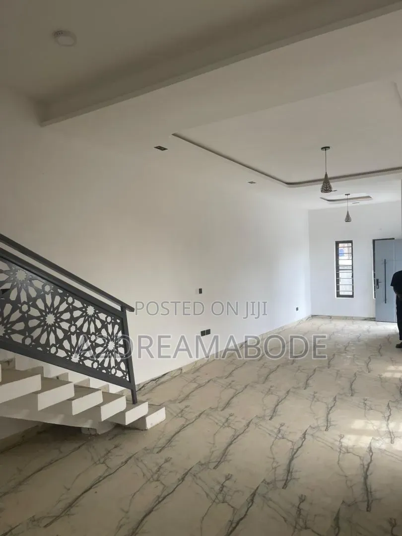 3bdrm Duplex in Ikosi for rent in Ketu-Ikosi