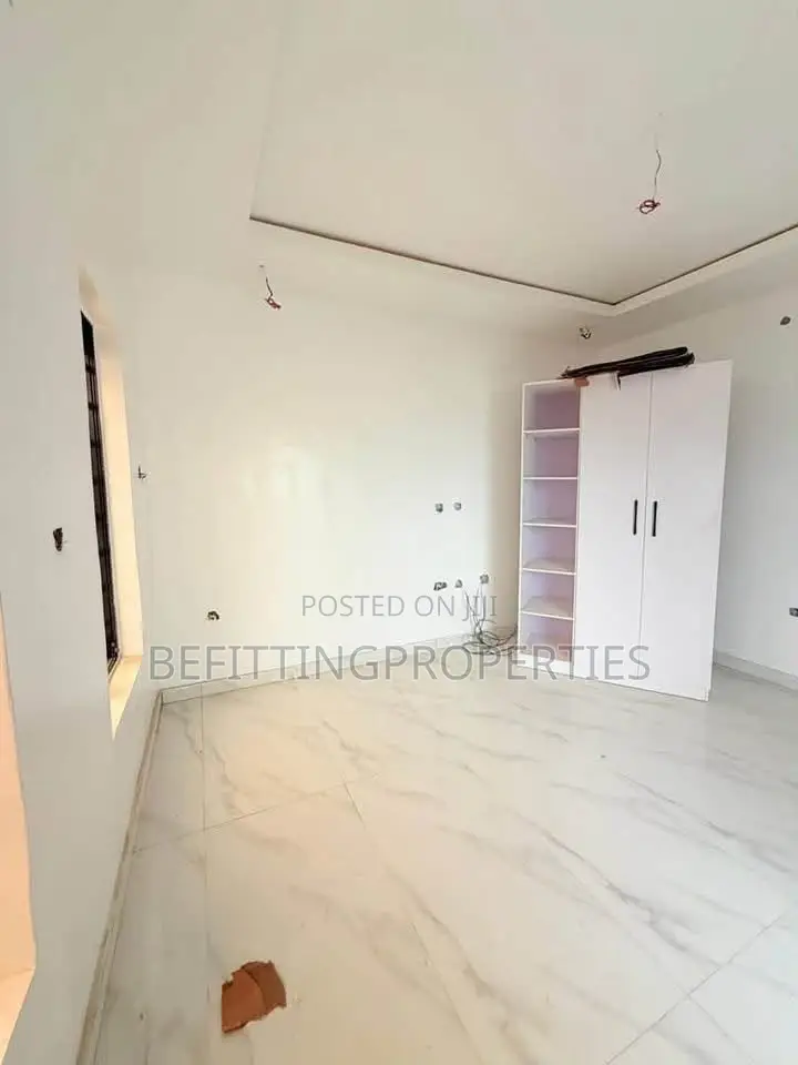 4bdrm Duplex in Ogba for sale in Ogba