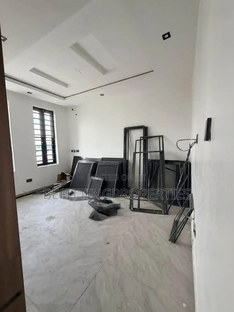 4bdrm Duplex in Ogba for sale in Ogba
