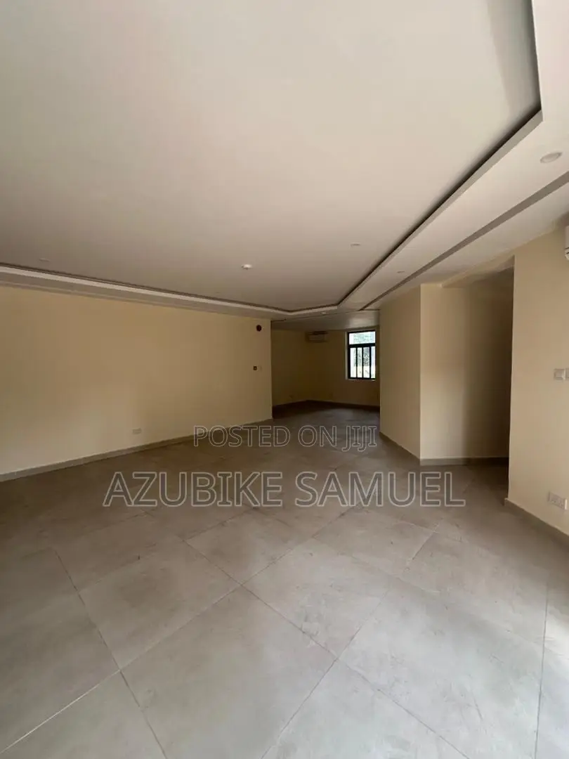 3bdrm Block of Flats in Ikoyi Lagos, Awolowo Road for rent in Awolowo Road