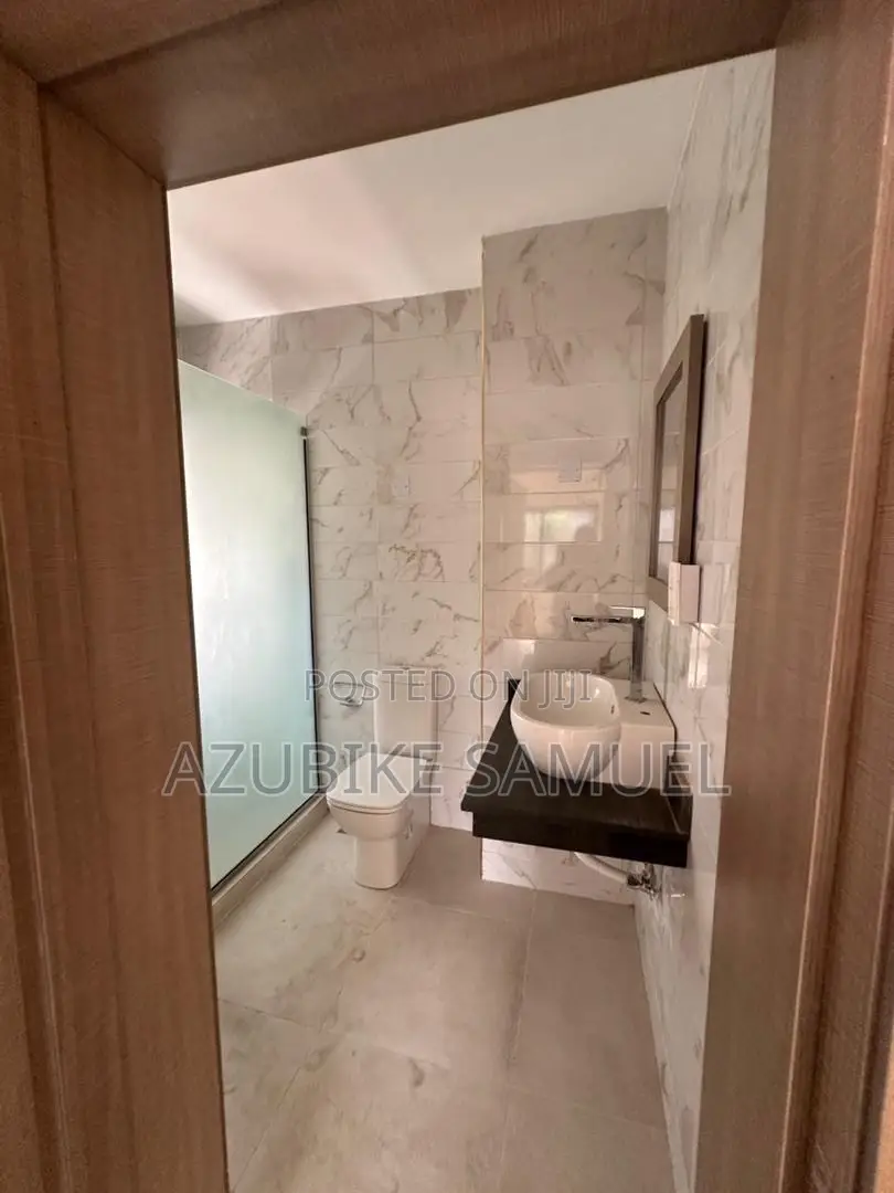 3bdrm Block of Flats in Ikoyi Lagos, Awolowo Road for rent in Awolowo Road