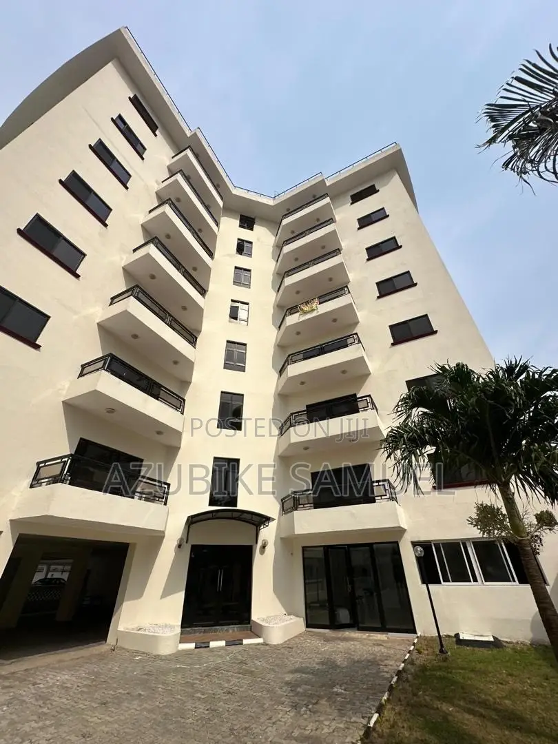 3bdrm Block of Flats in Ikoyi Lagos, Awolowo Road for rent in Awolowo Road