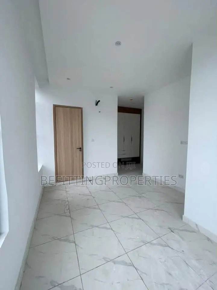 2bdrm Apartment in Chevron for sale in Chevron