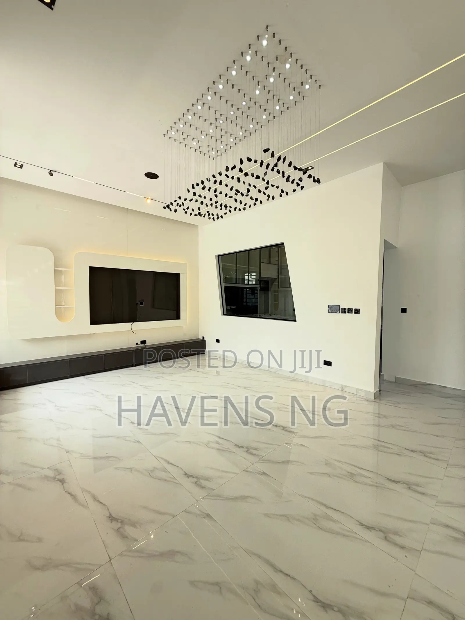 4bdrm Duplex in Abraham Adesanya Estate for sale in Abraham Adesanya Estate