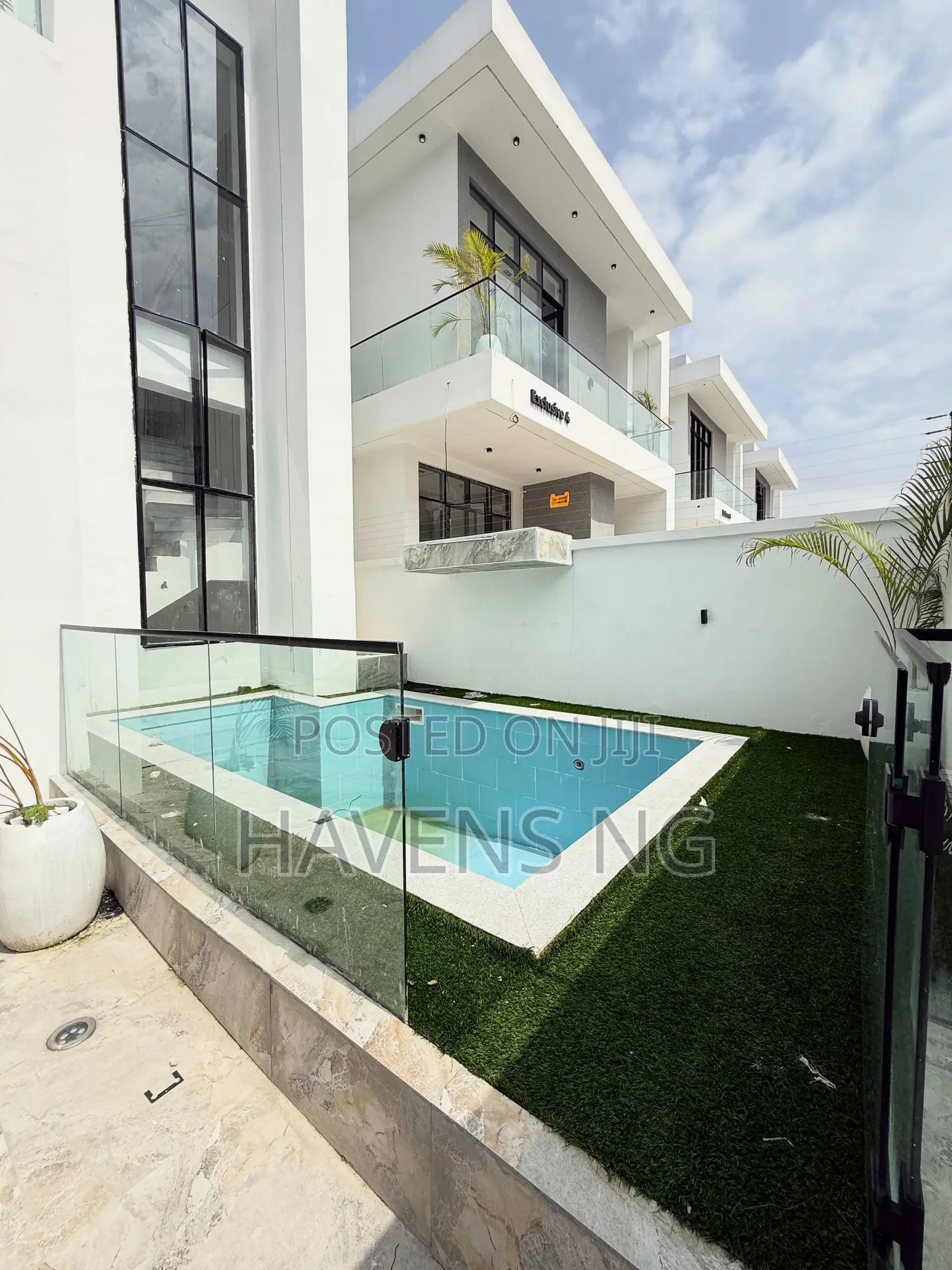 4bdrm Duplex in Abraham Adesanya Estate for sale in Abraham Adesanya Estate