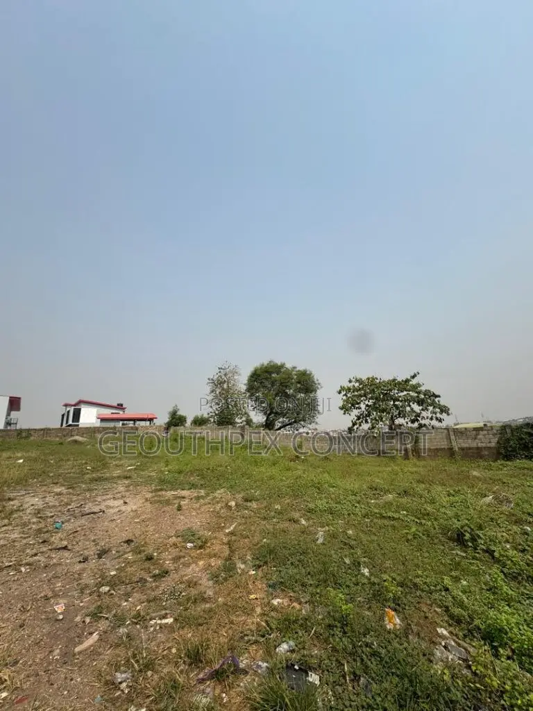 2016sqm COMMERCIAL LAND Along Ring Road Ibadan in Rind Road