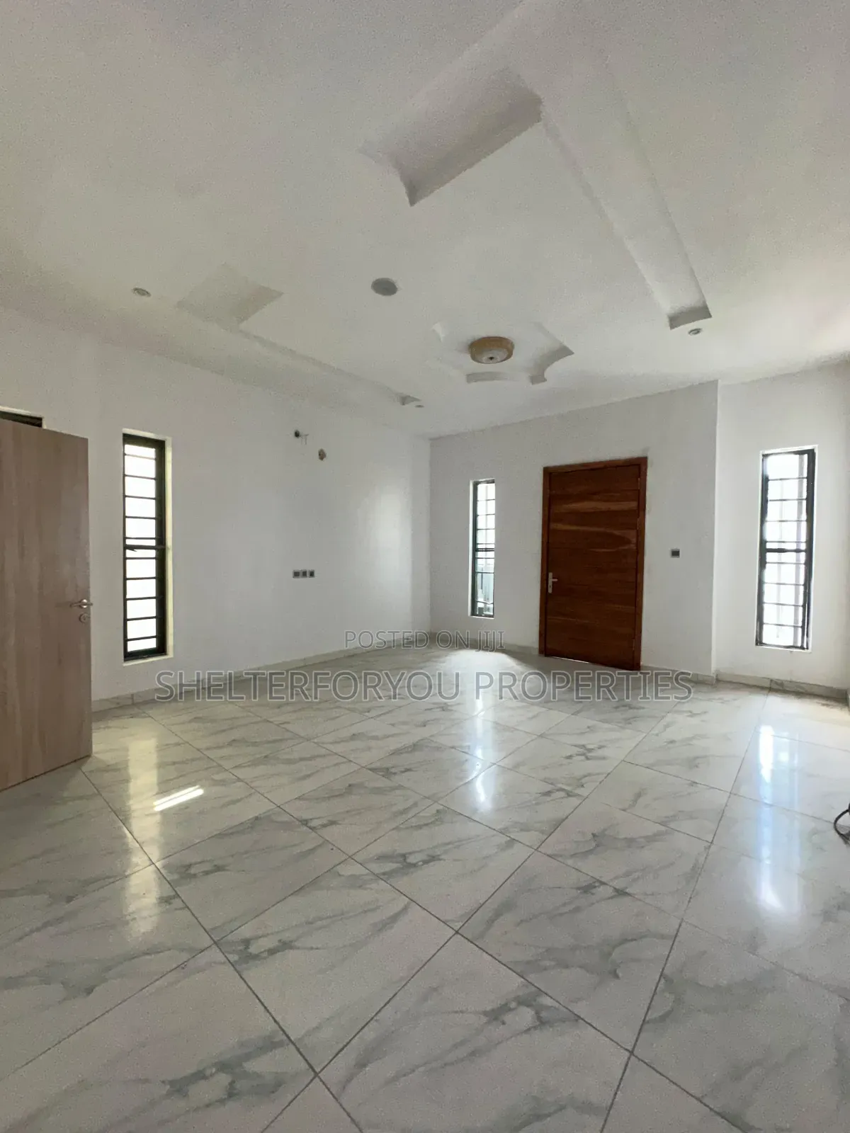 4bdrm Duplex in Ikota for rent in Ikota