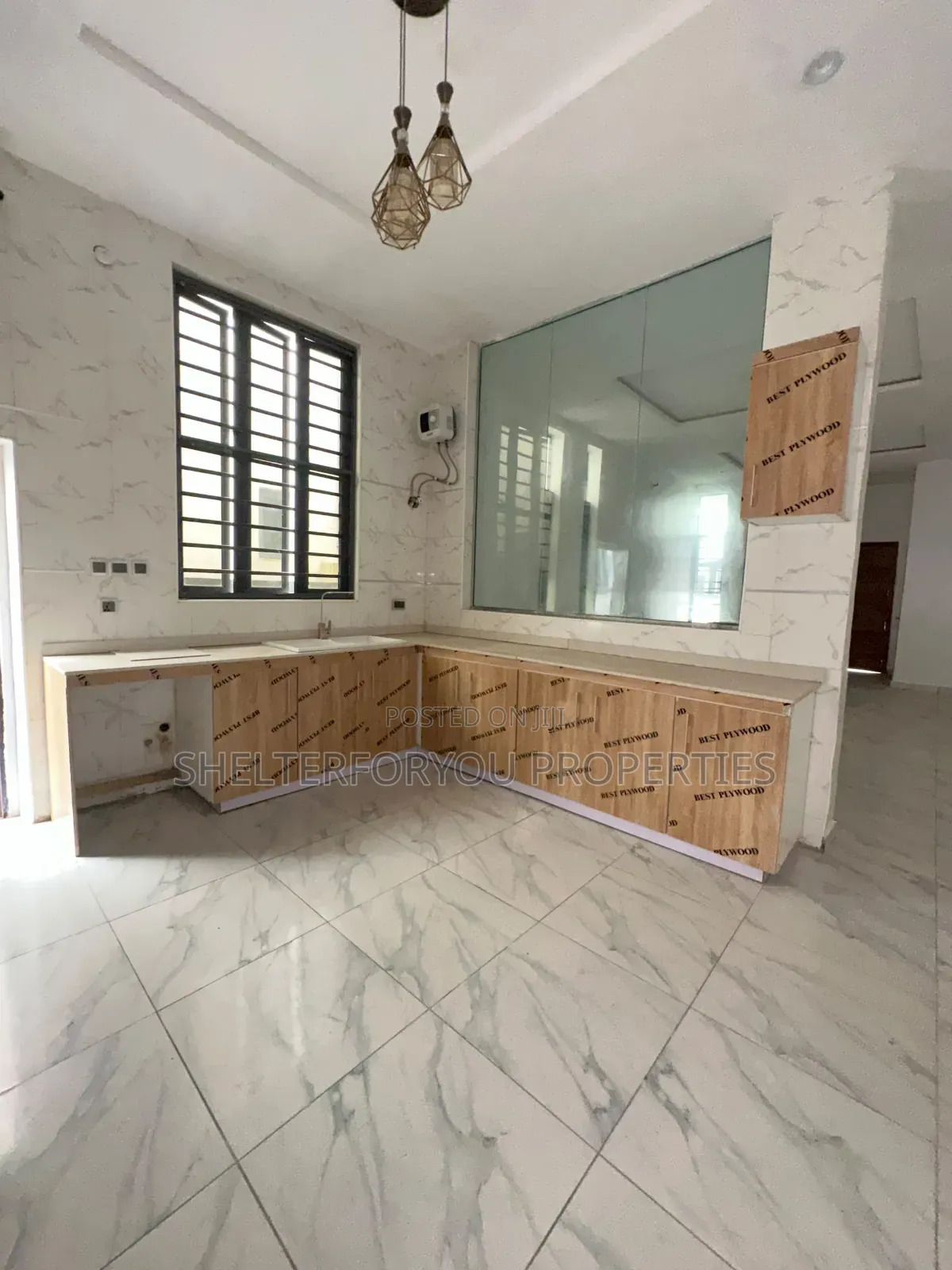 4bdrm Duplex in Ikota for rent in Ikota