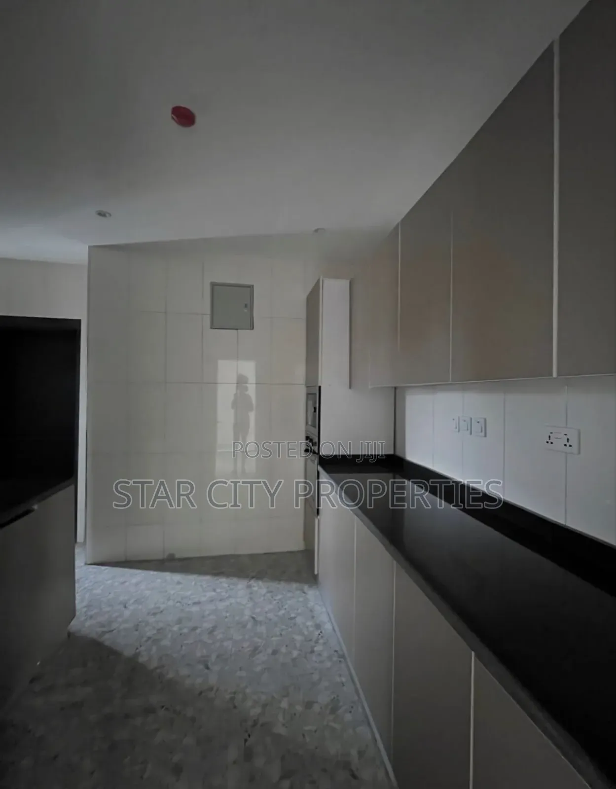 3bdrm Apartment in Lekki Phase 1 for sale in Lekki Phase 1