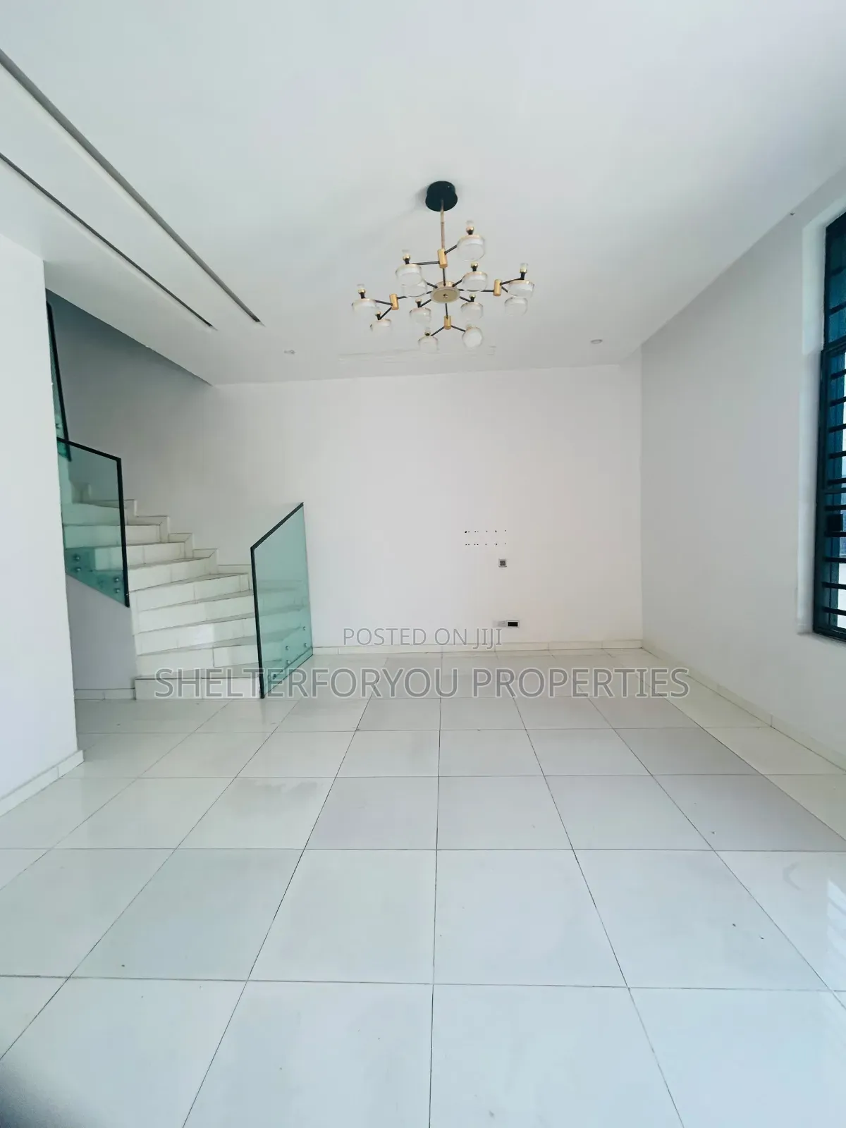4bdrm Duplex in Ikota for rent in Ikota