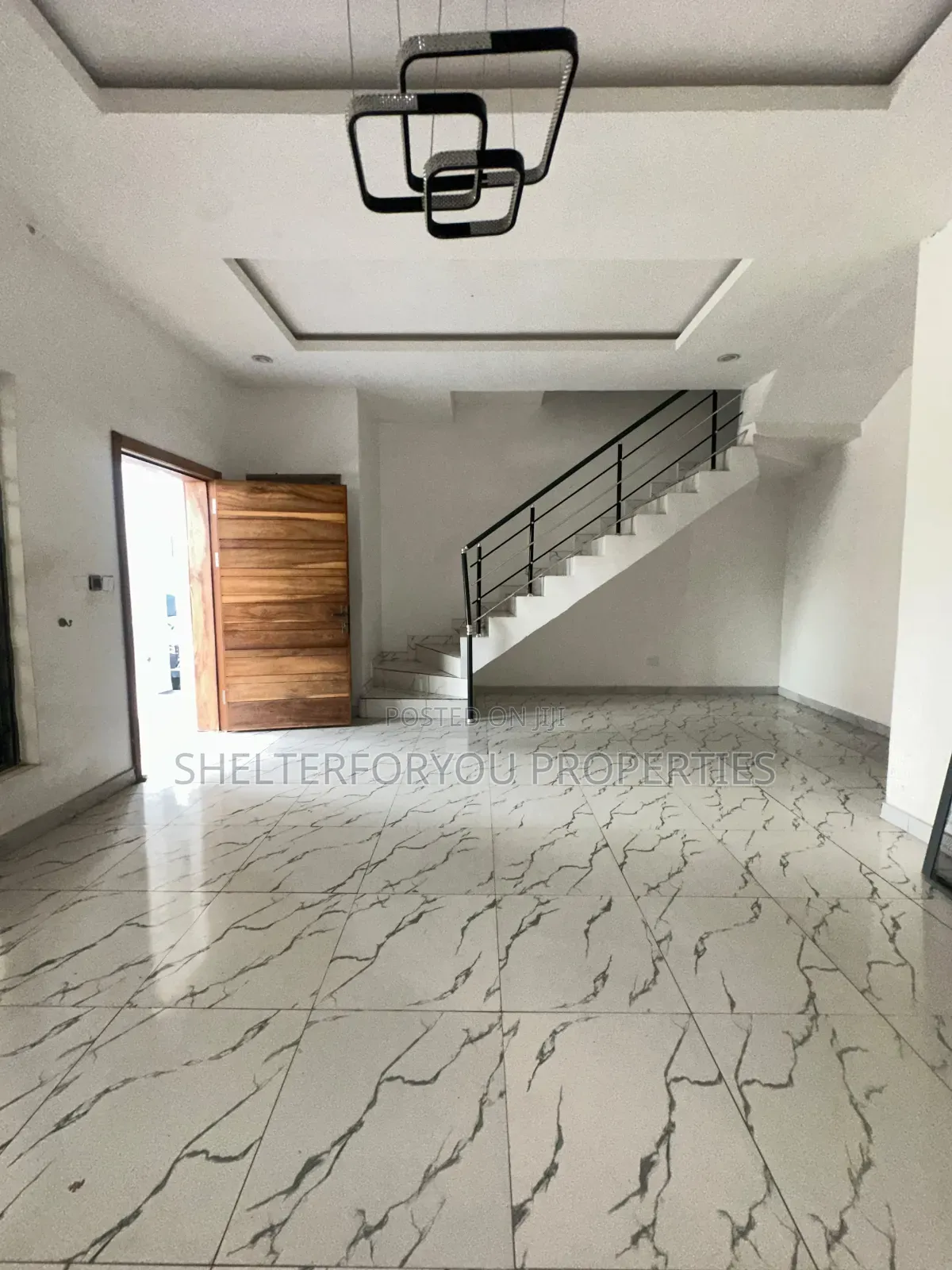 4bdrm Duplex in Ikota for rent in Ikota