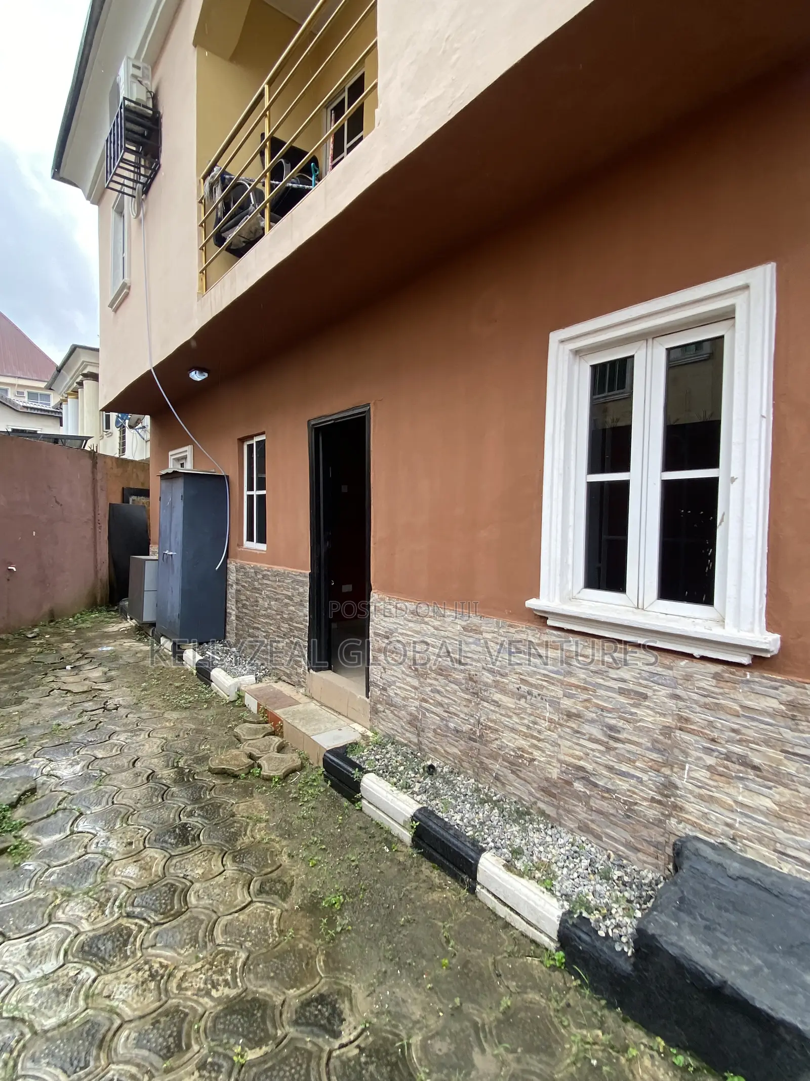 5bdrm Duplex in Divine Estate for sale in Amuwo-Odofin