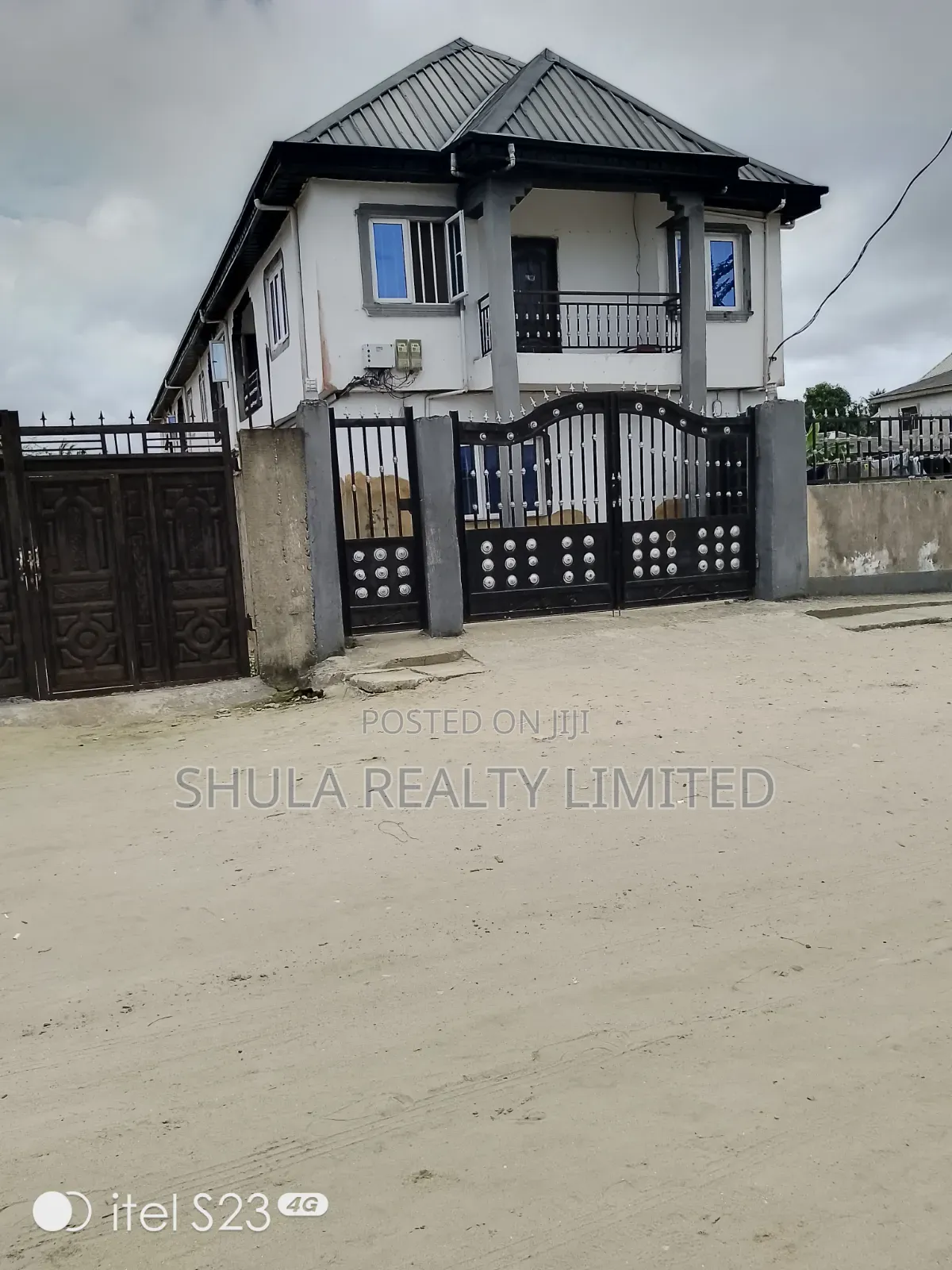 Furnished 17bdrm House in Ojo for sale in Ojo