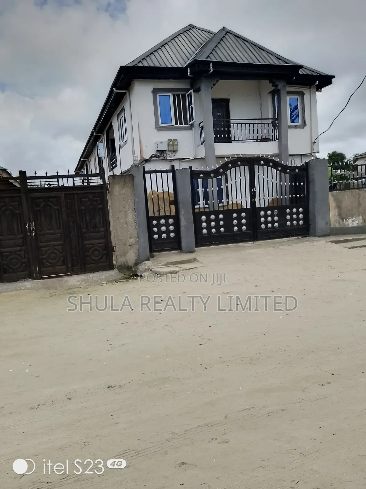 Furnished 17bdrm House in Ojo for sale in Ojo