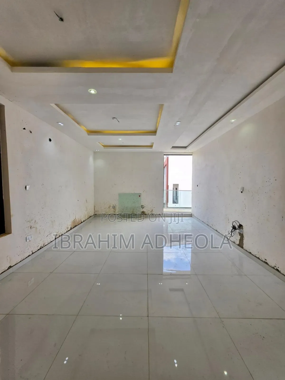 5bdrm Duplex in Oregun for sale in Oregun