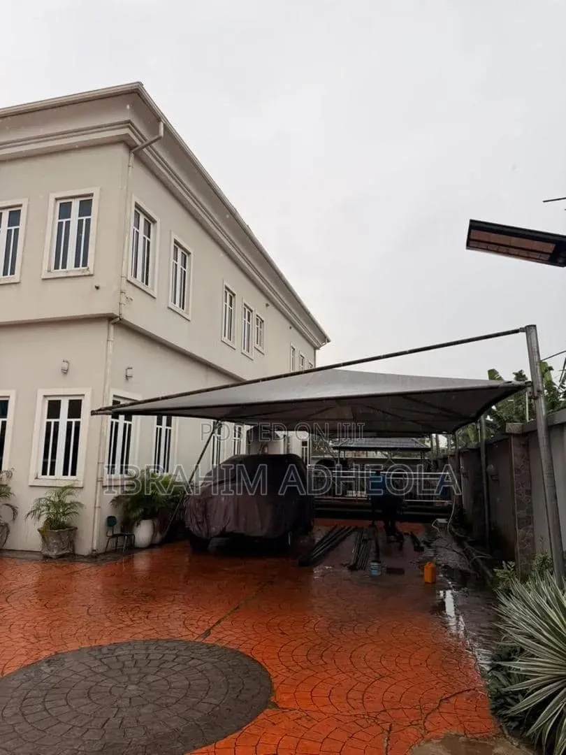 6bdrm Duplex in Ikeja Gra for sale in Ikeja GRA