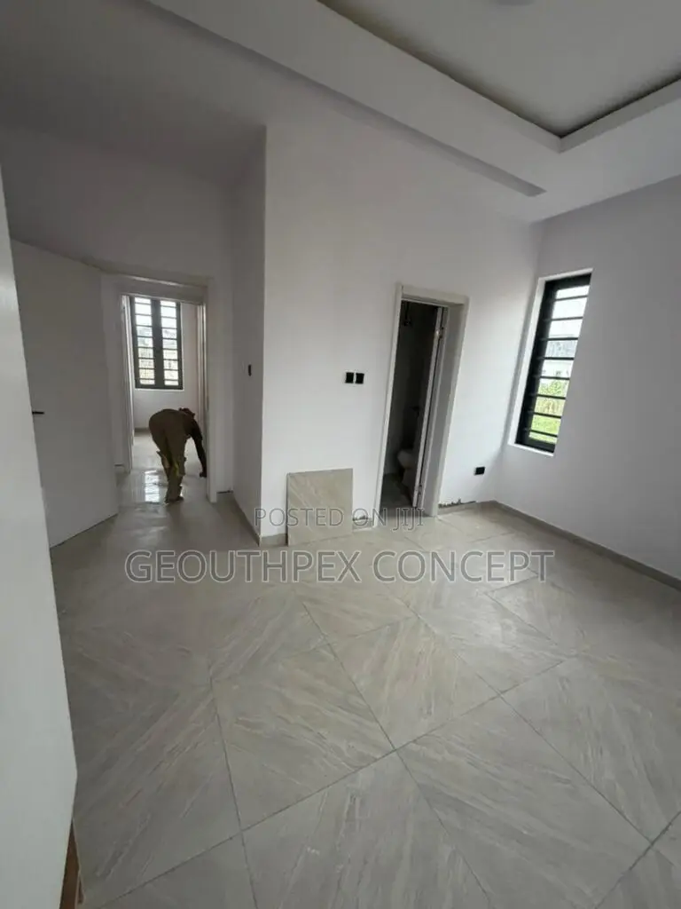 4bdrm Duplex in Carlton Gate, Akobo for sale in Akobo