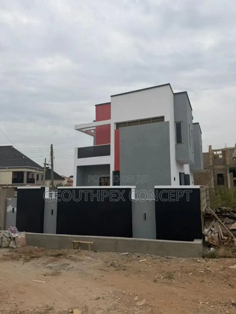 4bdrm Duplex in Carlton Gate, Akobo for sale in Akobo