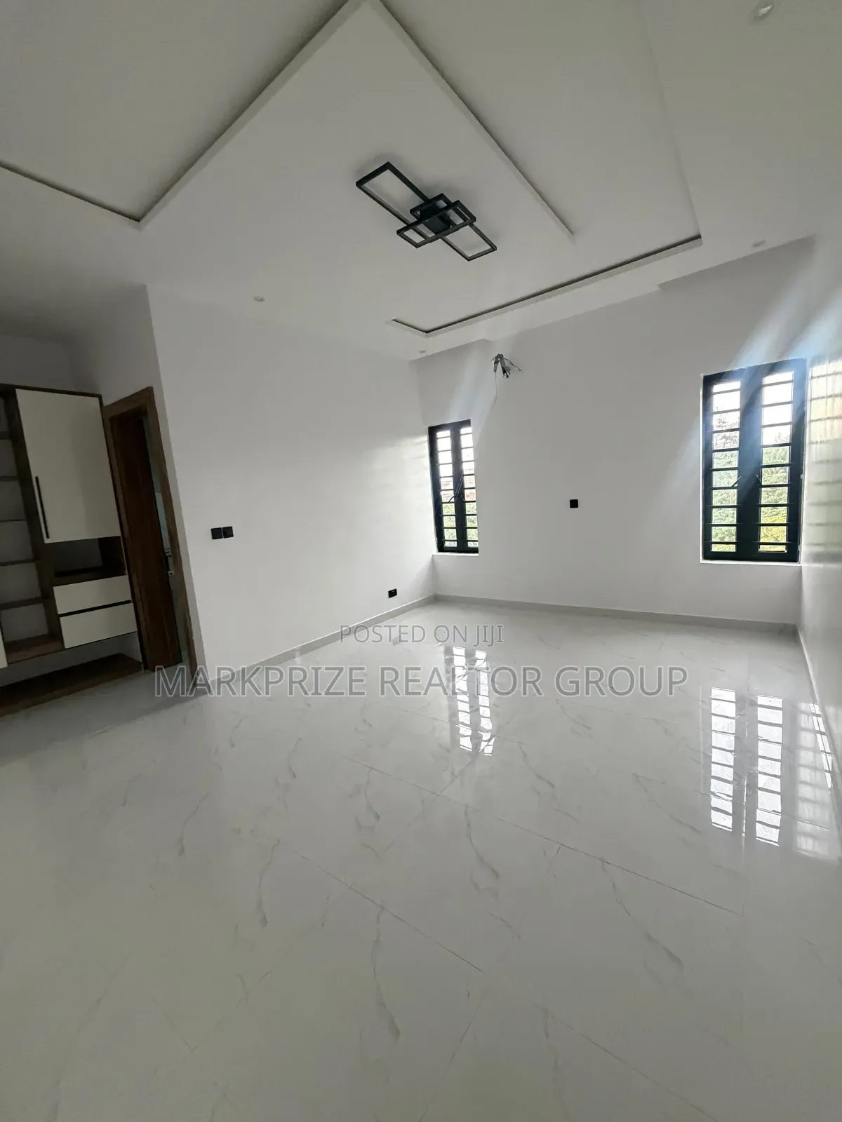 4bdrm Duplex in Adeniyi Jones Ikeja for sale in Adeniyi Jones