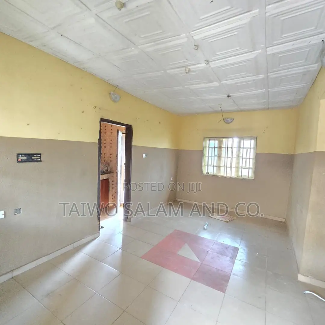 2bdrm Block of Flats in Moniya for rent in Moniya