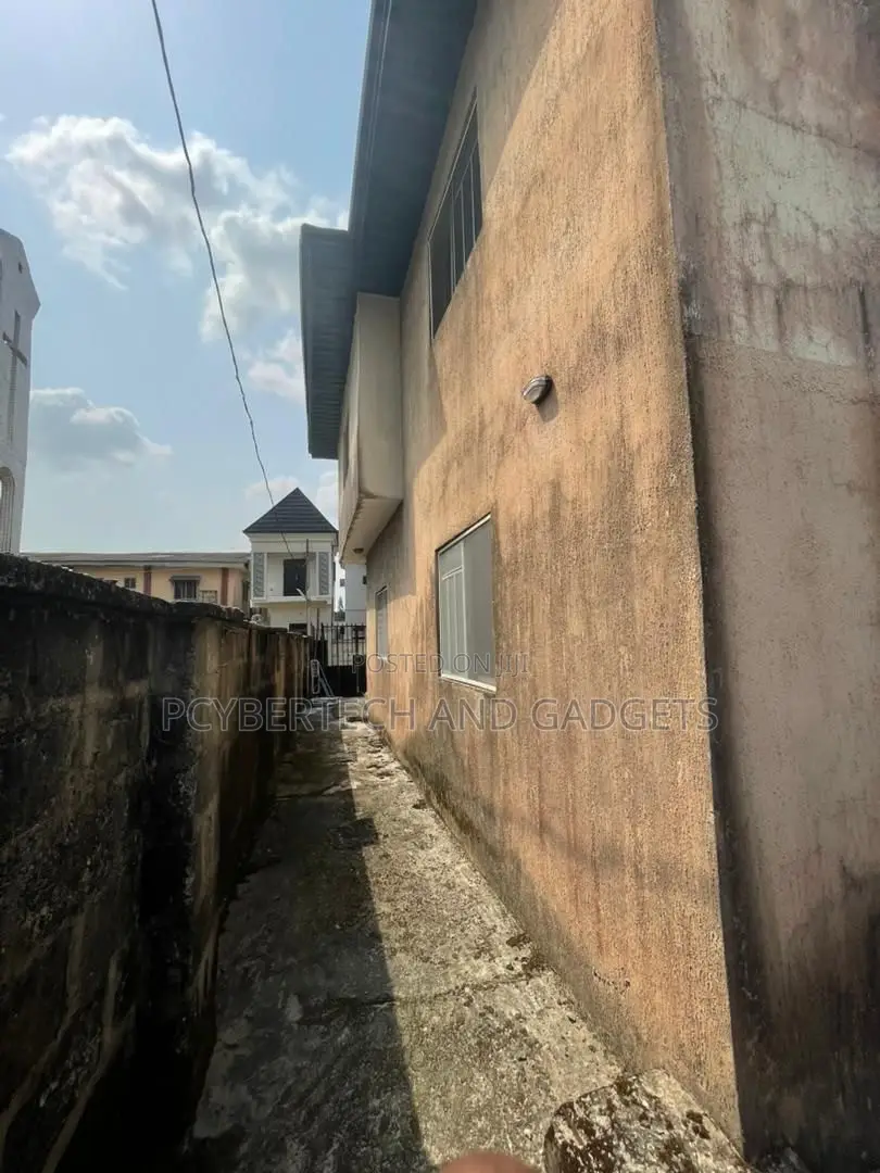 Furnished 2bdrm Duplex in Four Flat, Warri for sale in Warri